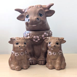 Tarro para galletas, salero y pimentero vintage Twin Winton Ferdinand el Toro, juego de cocina de los años 60.