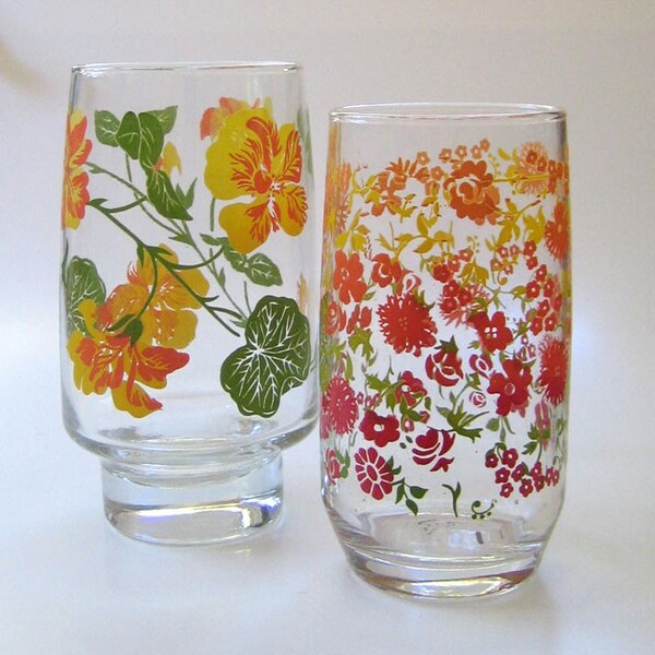 Fire flowers. Vintage drinking glasses.