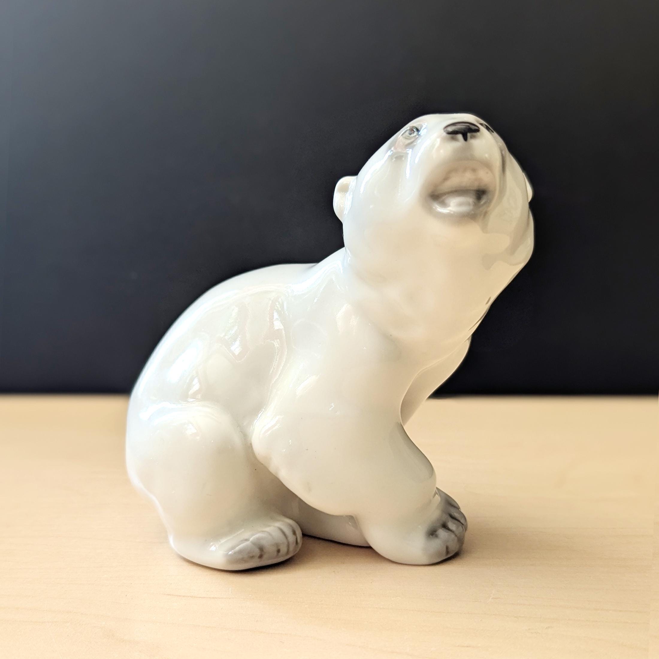 ロモノーソフ フィギュリン シロクマ アンティーク 陶器 ソビエト USSR