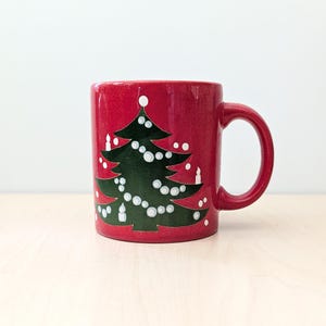 Christmas tree. Vintage 1980s Waechtersbach mug.