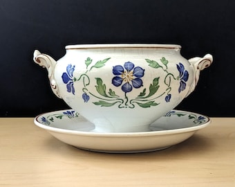 Art nouveau Villeroy and Boch Dresden porcelain handled bowl or tureen.