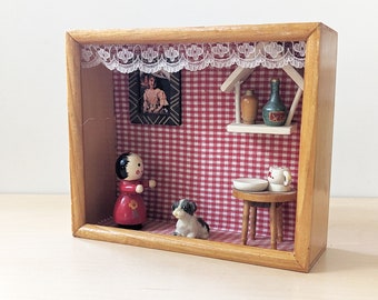 Doll House room vintage shadow box.