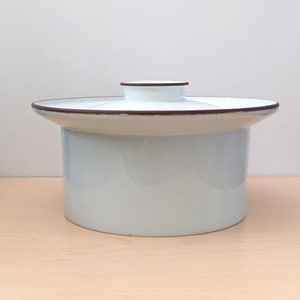Dansk Brown Mist Norway stoneware lidded casserole, 1970s mid century modern design.