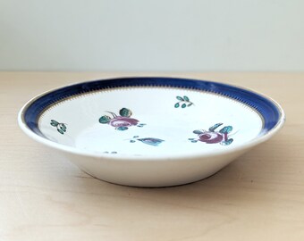 Rose Delight. Vintage small bowl, hand painted with gold highlights.