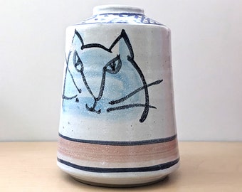 Smiling Cats. Colorful 1990s vintage stoneware vase.