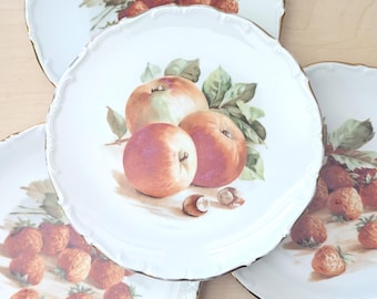 Fruit plates, Schumann Arzberg Bavaria, set of four, 1950s, gold rim, embossed border