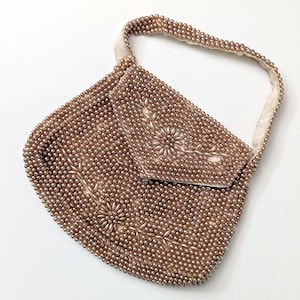 Purse, beaded evening bag, champagne faux pearl, Japan, late 1940s 1950s, small