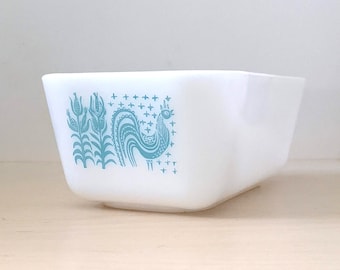 Butterprint. Vintage Pyrex 502 turquoise fridge dish, 1.5 pints.