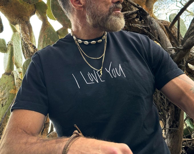 Iconic I Love You // Essential Tee