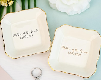 Personalized Wedding Ring Dish for Mom, Mother of the Bride Groom Gift on Wedding Day, Jewelry Dish for Her, Gift from Daughter, Family Gift