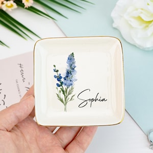 Birth Flower Trinket Dish with Name, Sister Birthday Gift, Custom Wedding Bridesmaid Ring Dish, Gift for Her/Friends/Mom, Gift from Bride