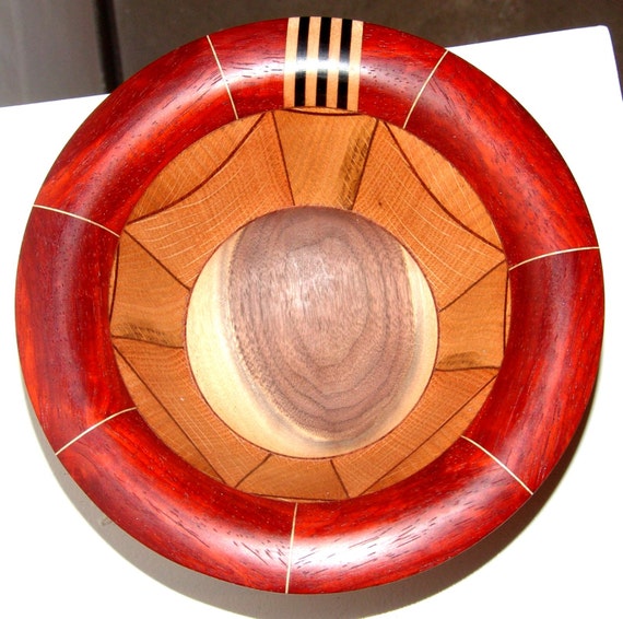 Segmented Bowl – Keystone - Oak, Padauk and Black Walnut