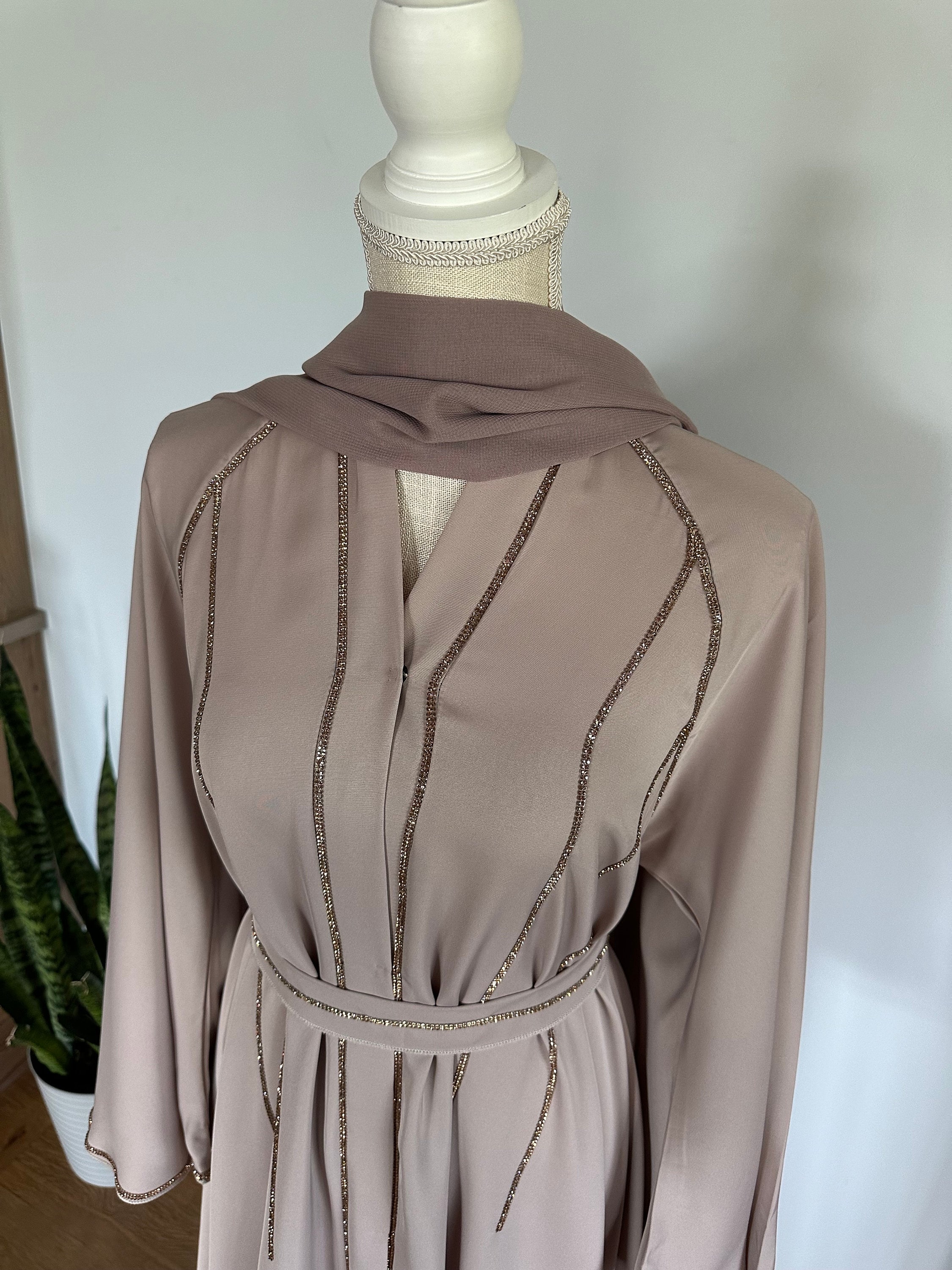 Light Lilac Modest Abaya