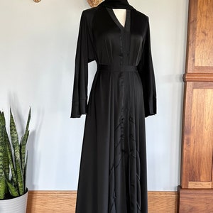 Black Modest Dubai Abaya, Women's Abaya, Everyday Black Abaya