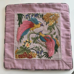 Pink colorful sparrow pillowcase
