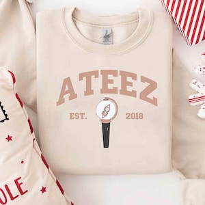 ATEEZ Sweatshirt, Kpop Atiny Crewneck, ATEEZ Lightstick Merch, Kpop Fan Gift, Ateez Kpop Shirt, Ateez Members Aniteez Sweatshirt