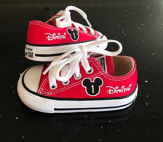 infant low top converse