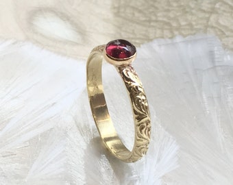 Anillo de granate, anillo de oro macizo, anillo de piedra natal de enero, anillo apilable, anillo personalizado, anillo delicado, anillo de piedra - Iluminación RG2612