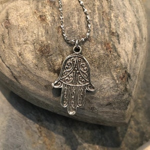 Hamsa hand necklace, Layering Necklace, hand of fatima pendant, Minimalist silver plated necklace, symbol pendant - AFN 140S