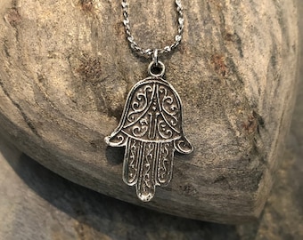 Hamsa hand necklace, Layering Necklace, hand of fatima pendant, Minimalist silver plated necklace, symbol pendant - AFN 140S