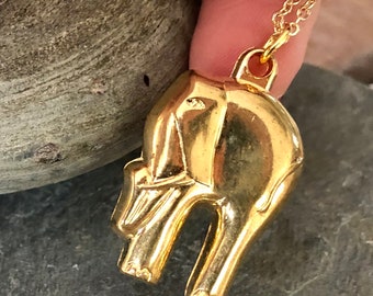 Collar de elefante, Collar de capas, colgante de elefante de oro, Collar chapado en oro, colgante de símbolo boho - AFN 148