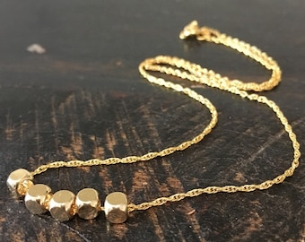 Collar de gargantilla minimalista, collar delicado de 5 cuentas, collar trenzado, collar de capas, regalo para ella, collar de gargantilla de oro - AFN 101G