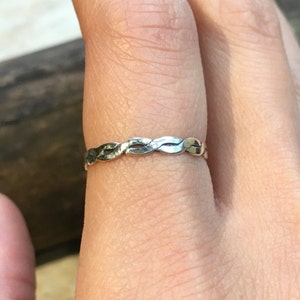 Wire wrap ring, Minimal Ring, midi ring, dainty ring, Twisted Stack Ring, Skinny  Stackable Silver Ring, Organic ring - Guilty Secret R2475