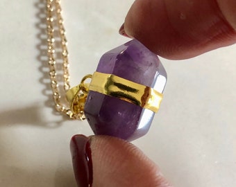 Collar de amatista, collar para combinar con otras joyas, colgante de amatista, collar minimalista chapado en oro, piedra de nacimiento de febrero - AFN 147