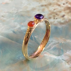 Le madri anello portafortuna, anelli portafortuna per mamme, madri gioielli, anello di famiglia, anello in oro pietre preziose, regalo per la mamma - R2535 sempre insieme