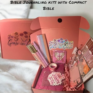 Bibelstudien-Kits mit kompakter Bibel | Wachsen in Gnade, rosa christliche Geschenkbox mit Journaling Zubehör für Frauen & Teenager Mädchen