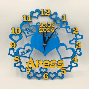 パーソナライズされた新生児用時計 - 誕生統計のカスタム壁飾り - 木製の赤ちゃんの名前の記念品