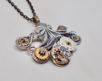 Steampunk necklace. Steampunk octopus pendant. Octapus pendant.