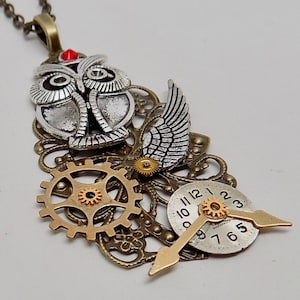 Steampunk jewelry. Owl necklace. Owl pendant.