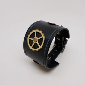 Steampunk Leather Cuff Bracelet with Brass Gears
