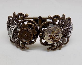 Steampunk bracelet.Cuff bracelet.. Brass bracelet.Bracelet.