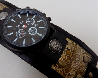 SALE... Steampunk watch.. Quartz watch.Leather cuff watch