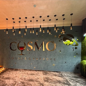 Letrero de clínica cortado a láser personalizado, letrero con diseño 3D en relieve, carta comercial, señalización para vestíbulo de oftalmólogo, logotipo de recepción, logotipo de metal cepillado.