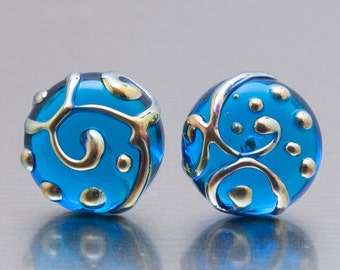 Stud earrings - Line Art  in aquamarine and silver. Lampwork glass by Jennie Yip