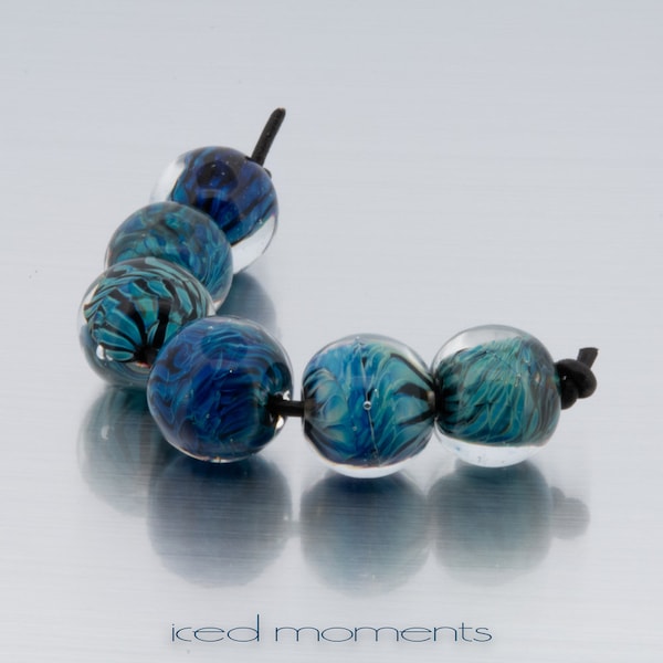 Lampwork bead set: Blue for You. Lampwork by Jennie Yip