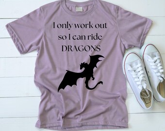 T-shirt de lecteur fantastique Dragon Rider | Chemise inspirée de la quatrième aile | Cadeau pour amoureux des livres fantastiques | graphique Dragon Rider | Vêtements livresques