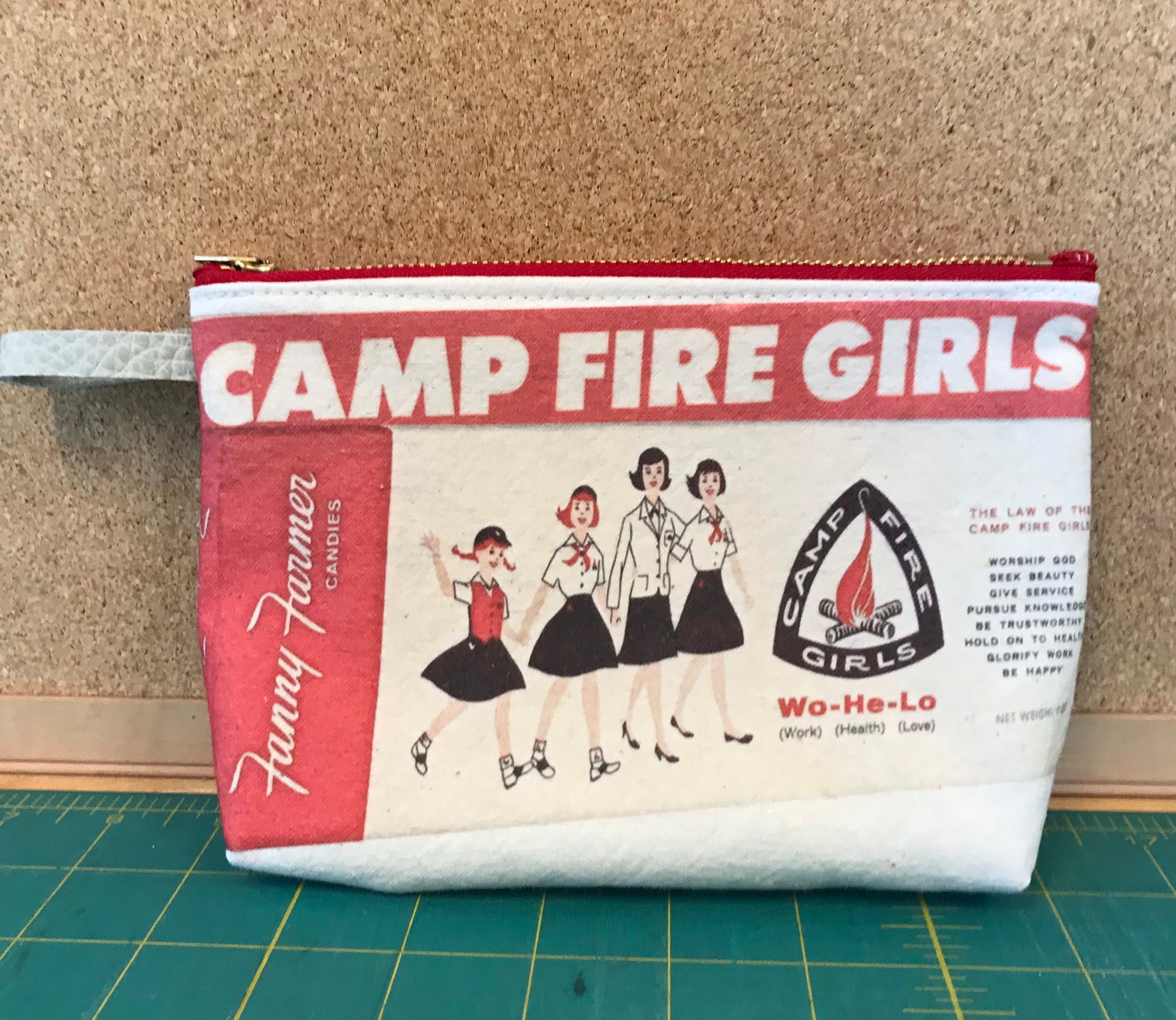 【美品】 Campfire Girls Etsy - Pouch Zipper アウトドア