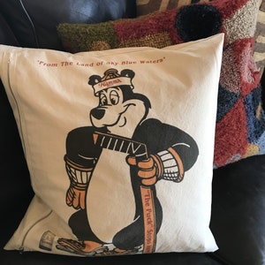 Hamms bear hockey pillow image 4