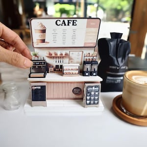 PickScene Coffee Shop- DIY Miniaturszenerie-Kit, sofort-Download-Vorlage, Geschenk, Miniaturmodelle, Kaffeemaschine, Mixer, Brotkasten