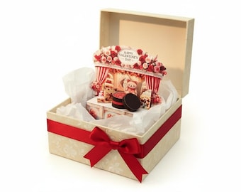 Valentine's Day Miniature Stand: DIY Printable Gift (PDF Pattern) bear