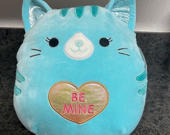 Edición de San Valentín de Corinna squishmallow the BE MINE Cat 14" Plush