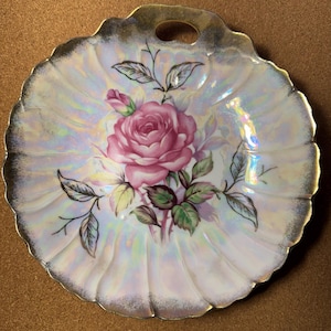 Hand-Painted Seashell Shaped Lusterware Trimont Bowl Made in Japan in the 1950&#39;s - Free Shipping