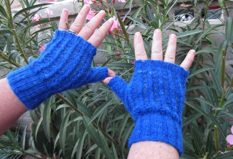 KNITTING PATTERN Twisted Stitch Cables Lacy Fingerless Gloves for Knitting image 4