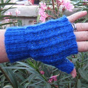 KNITTING PATTERN Twisted Stitch Cables Lacy Fingerless Gloves for Knitting image 2