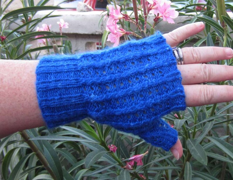 KNITTING PATTERN Twisted Stitch Cables Lacy Fingerless Gloves for Knitting image 2