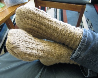 KNITTING PATTERN: Steve's Tweed Socks Mens Digital File